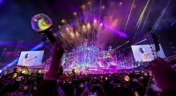 1733899377985790.jpg 009华晨宇1_副本.jpg