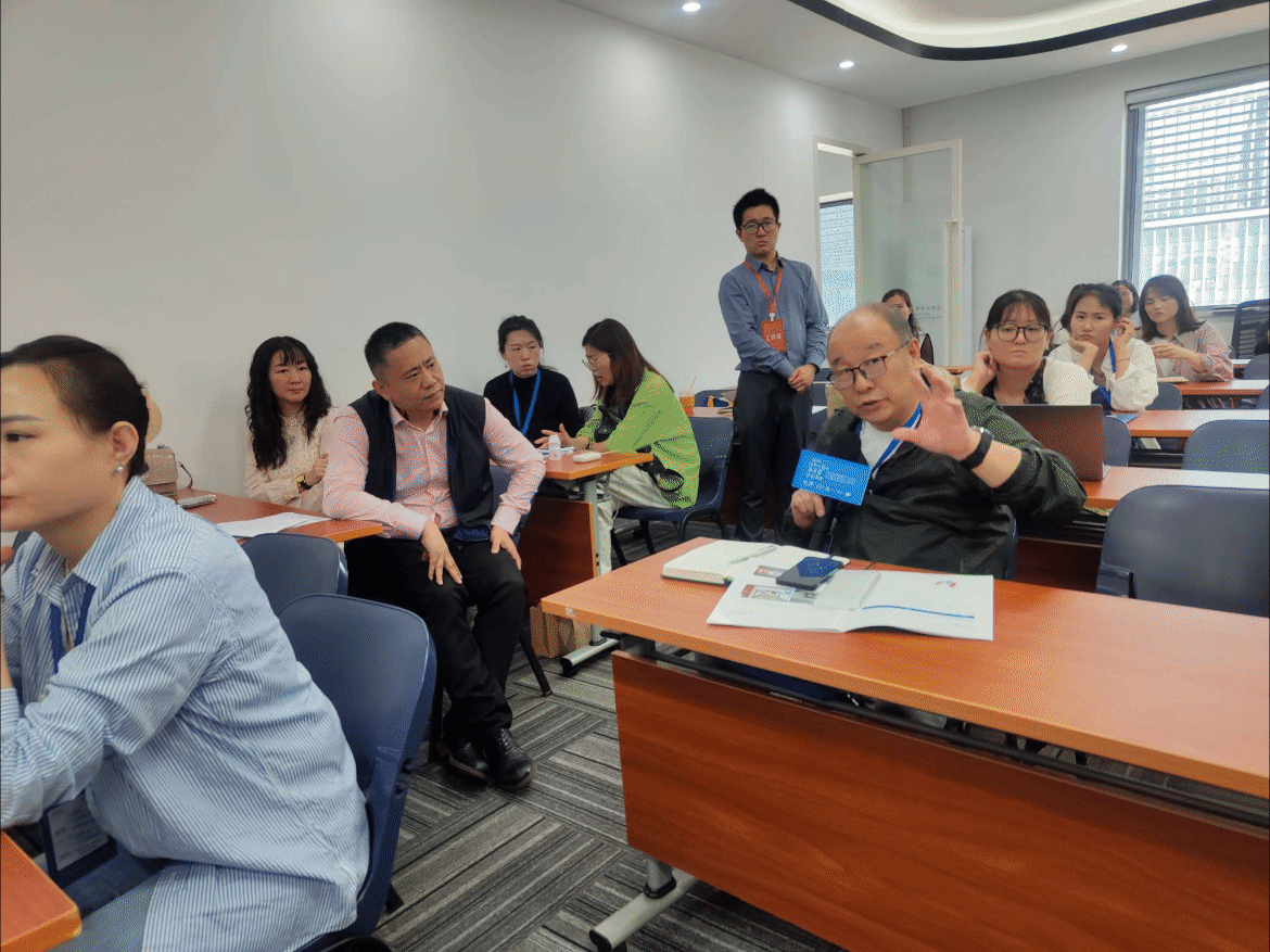 1741945207439485.gif 7-gif.gif